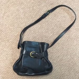 Black leather Coach shoulder bag 🖤